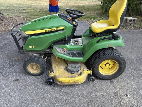 Image of John Deere X584 equipment image 1