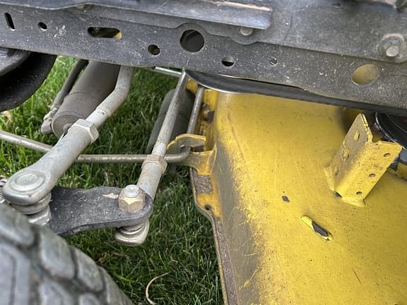 Image of John Deere X584 equipment image 1