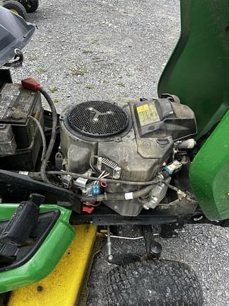 Image of John Deere X590 equipment image 4