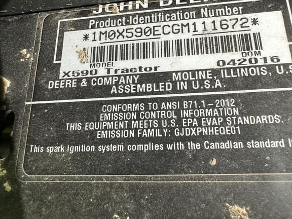 Image of John Deere X590 equipment image 3