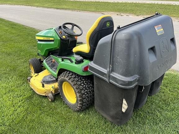 Image of John Deere X590 equipment image 4