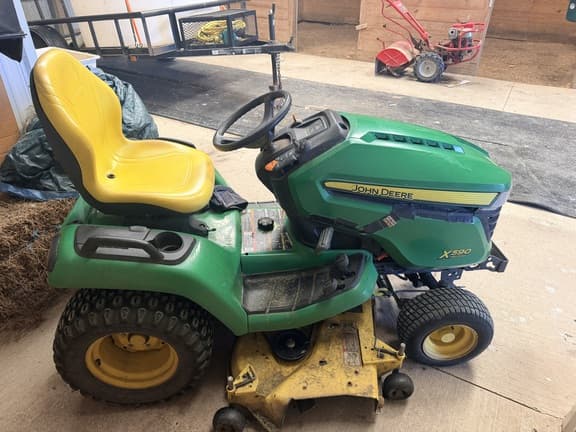 Image of John Deere X590 equipment image 1