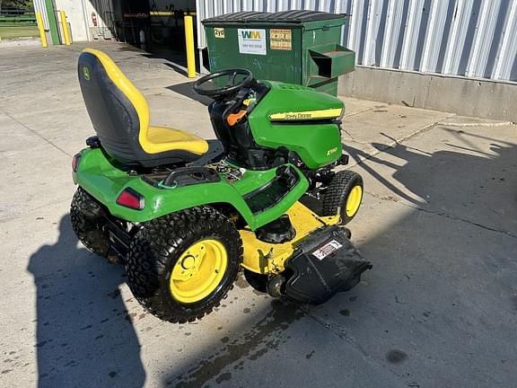 Image of John Deere X590 equipment image 3