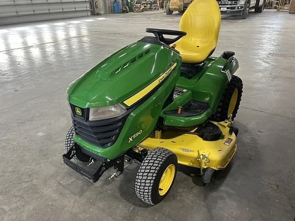 Image of John Deere X590 equipment image 4