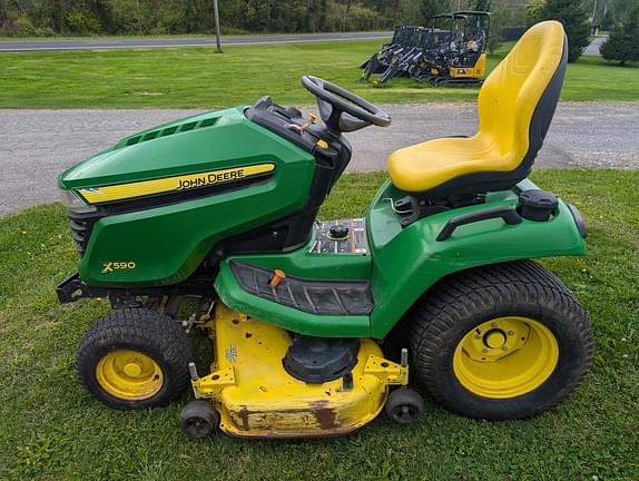 Image of John Deere X590 Image 1