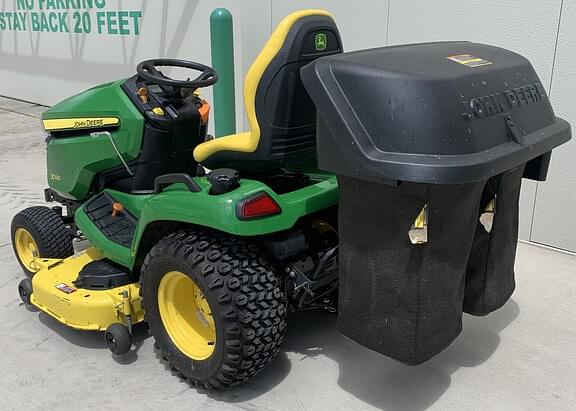 Image of John Deere X590 equipment image 4