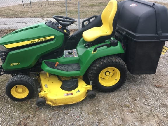 Main image John Deere X590