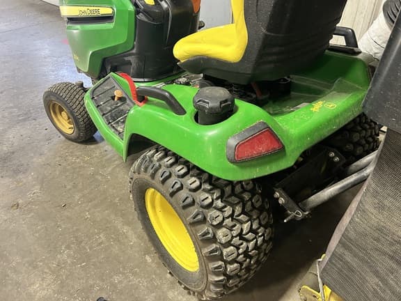 Image of John Deere X590 equipment image 4