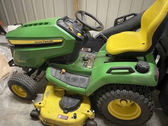 Image of John Deere X590 equipment image 2