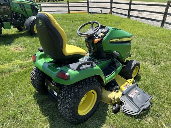 Image of John Deere X590 equipment image 3
