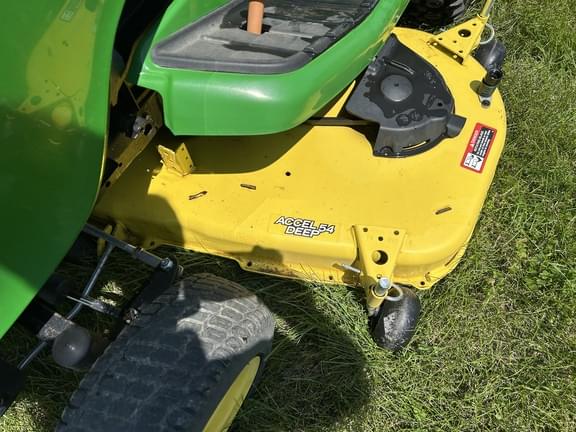 Image of John Deere X590 equipment image 1