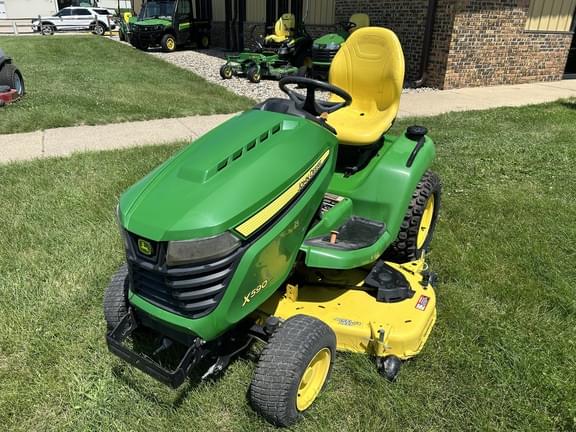Image of John Deere X590 equipment image 2