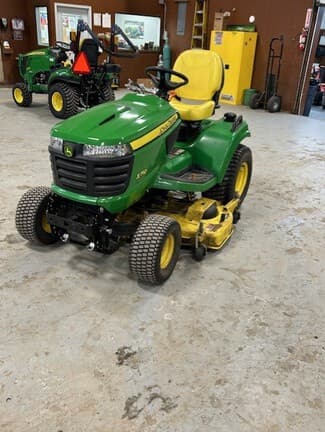 Image of John Deere X710 equipment image 1