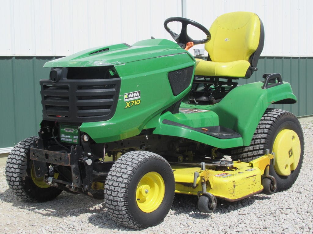 Main image John Deere X710