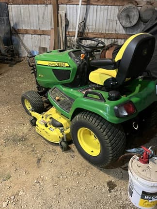 Image of John Deere X730 equipment image 1