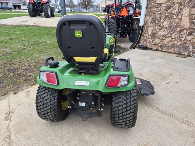 Image of John Deere X730 equipment image 3