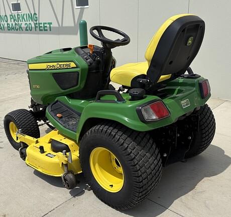 Image of John Deere X730 equipment image 4