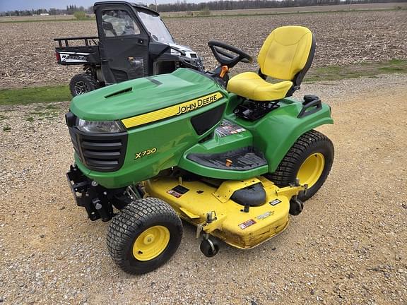 Image of John Deere X730 Primary image