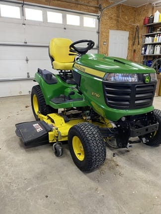 Main image John Deere X730