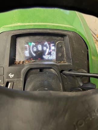 Image of John Deere X730 equipment image 3