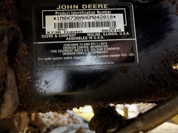 Image of John Deere X730 equipment image 4
