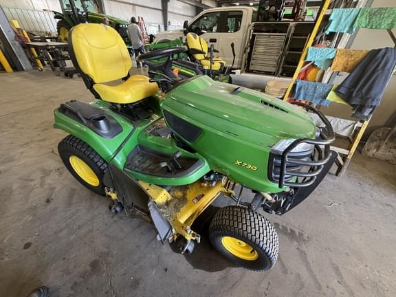Image of John Deere X730 Primary image