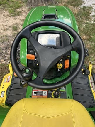 Image of John Deere X730 equipment image 3