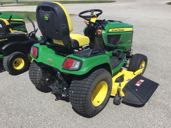 Image of John Deere X730 equipment image 4