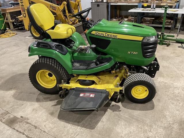 Image of John Deere X730 equipment image 1