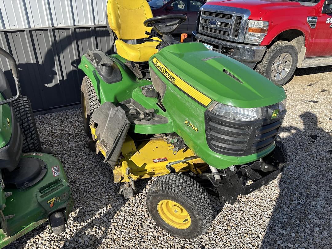 Image of John Deere X734 Primary image