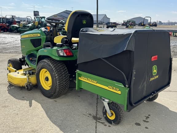 Image of John Deere X734 equipment image 4