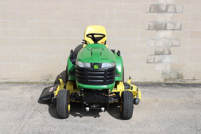 Image of John Deere X734 equipment image 1