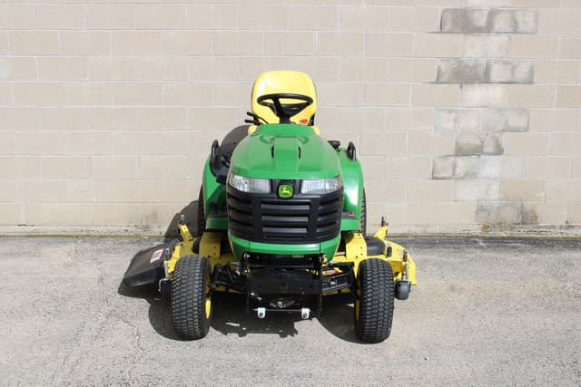 Image of John Deere X734 equipment image 4