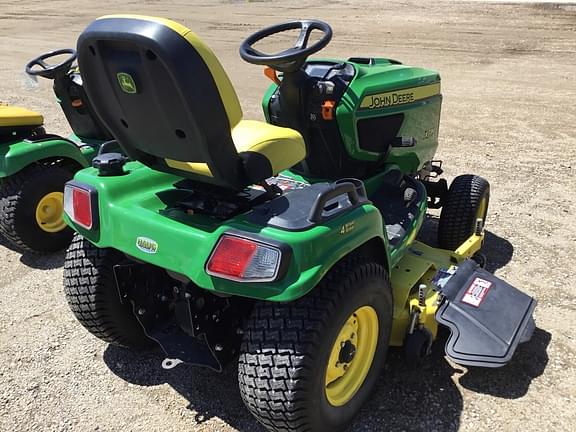 Image of John Deere X734 equipment image 4
