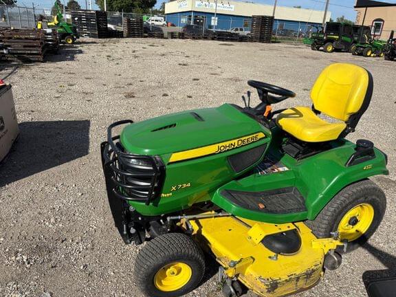 Image of John Deere X734 Primary image