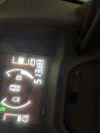 Image of John Deere X734 equipment image 4