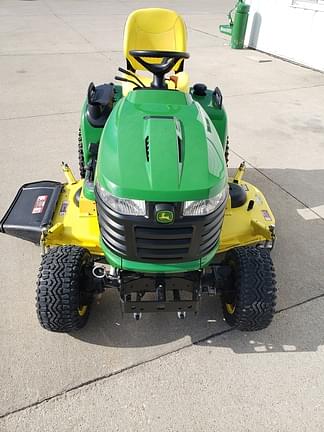 Image of John Deere X738 equipment image 2