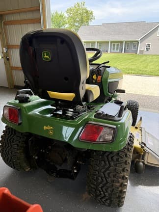 Image of John Deere X738 equipment image 3