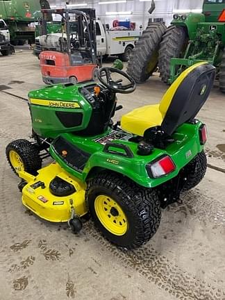 Image of John Deere X739 equipment image 2