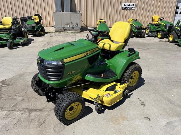 Image of John Deere X739 Primary image
