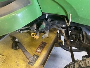 Main image John Deere X739 17