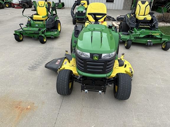 Image of John Deere X750 equipment image 2