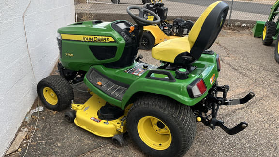 Image of John Deere X750 equipment image 2