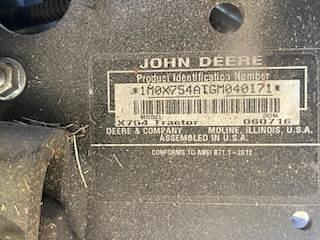 Image of John Deere X754 equipment image 4