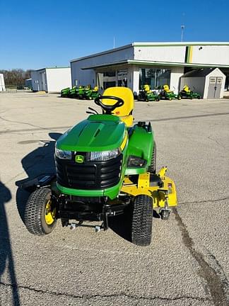 Image of John Deere X754 equipment image 4