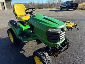 2016 John Deere X758 Image