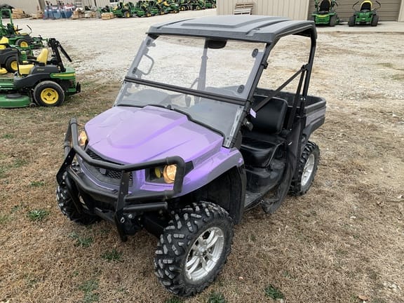 Main image John Deere XUV 550