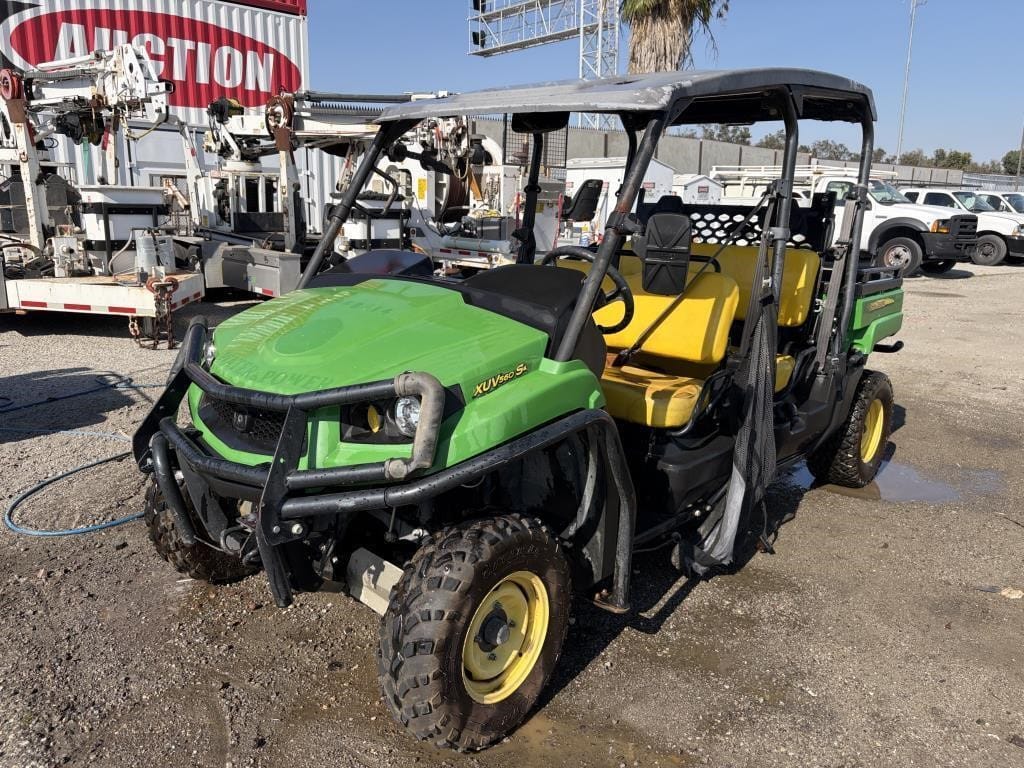 2016 John Deere XUV 560 S4 Equipment Image0