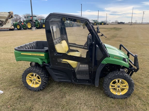 Main image John Deere XUV 590i Gator
