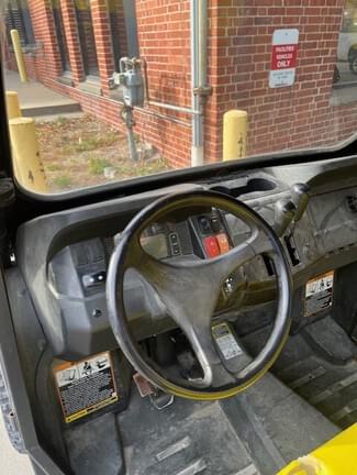 Image of John Deere XUV 590i Gator equipment image 4